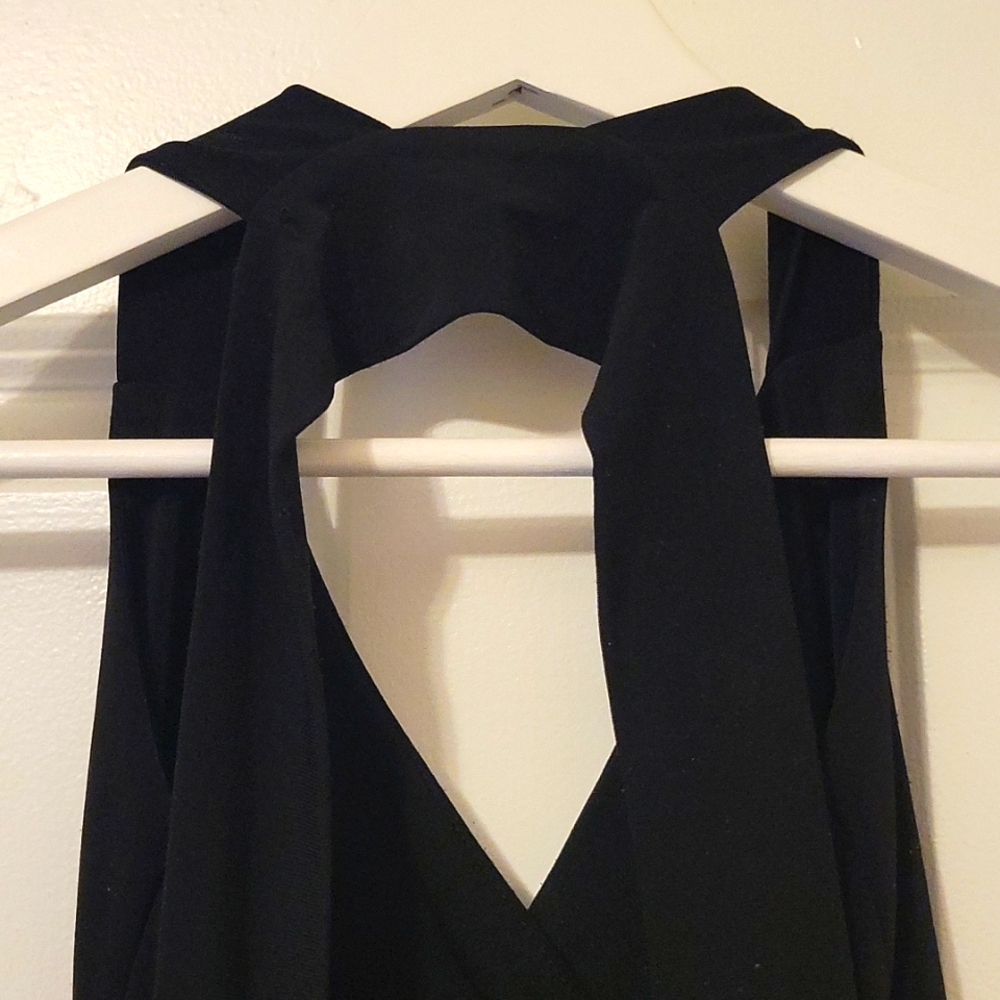 Cute halter top black ruched hip dress! - Picture 4 of 4